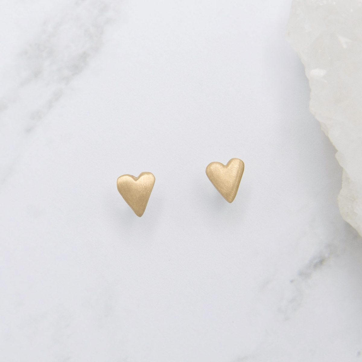 tiny heart stud earrings {14k gold}