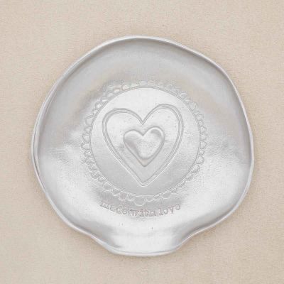 heart of the home spoon rest on marble background