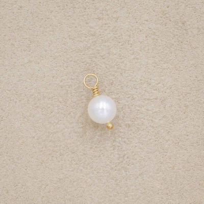 6mm Freshwater Pearl {Gold}