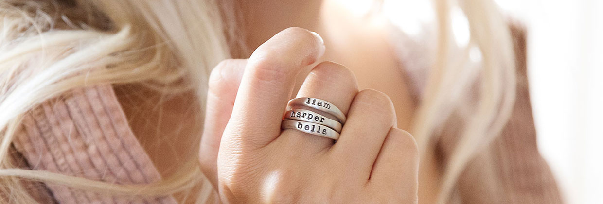style-perfect-name-ring